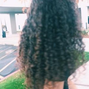 Meet your Posher, Chloe